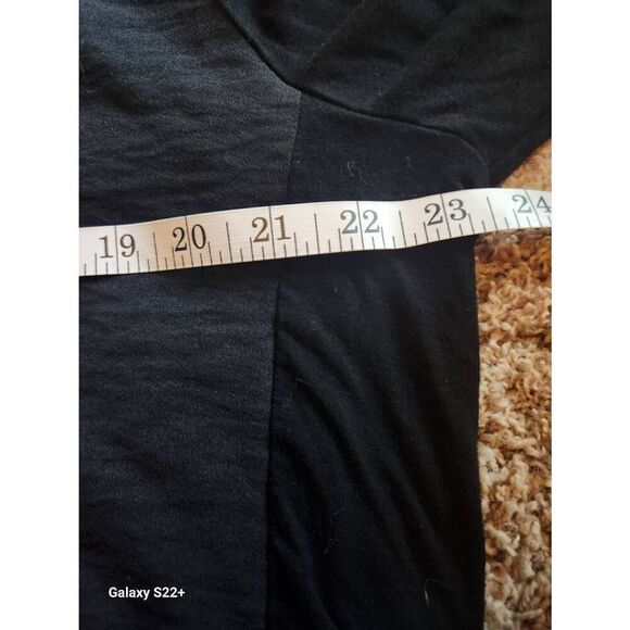 T10 Cubism black blouse - Picture 5 of 7